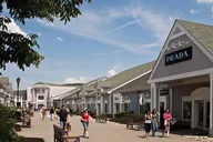 New York City Shopping Transfer to Woodbury Outlets thumbnail 5