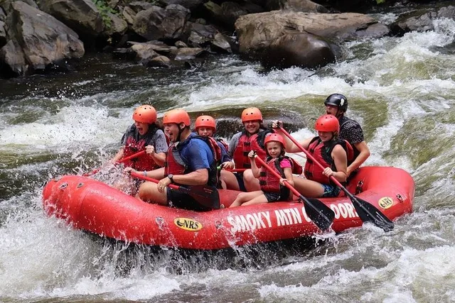 Hartford Pigeon River Rafting Trip - Image 6