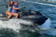Miami Beach Boat Ride and Jet Ski Rental thumbnail 3