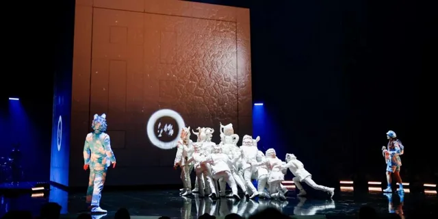 San Francisco Cirque du Soleil ECHO Show - Image 4