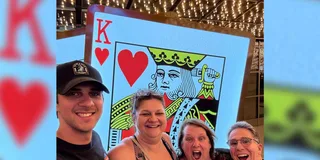 Las Vegas Strip Walking Tour with Free Drink