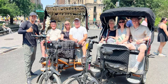 New York Central Park Pedicab Tour - Image 2