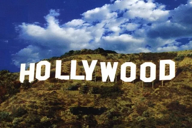 Los Angeles Hollywood and Beaches Tour from Anaheim - Image 4