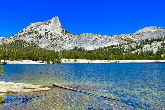 Yosemite Cathedral Lakes Private Hike - Image 4