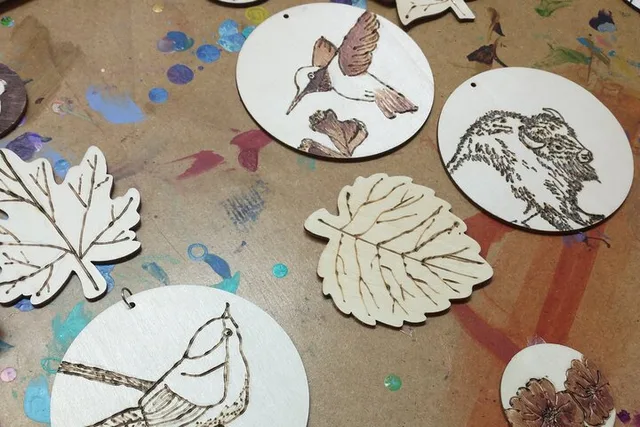 Estes Park Pyrography Wood Burning Class - Image 3