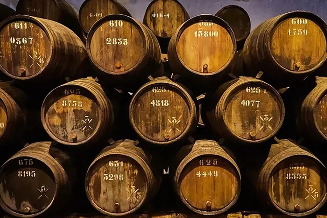 Nashville Bourbon and Whiskey Tour by Van - Image 2
