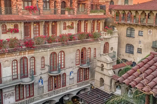 Riverside Mission Inn and Shopping Day Trip - Image 1