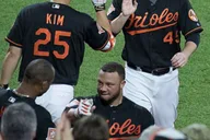 Baltimore Orioles Baseball Game at Oriole Park thumbnail 2
