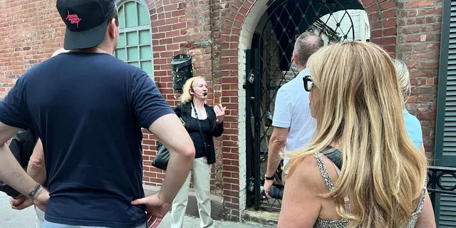 New York City Ghosts of Greenwich Village Walking Tour - Image 4
