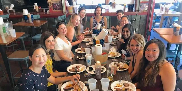 Nashville Food and Sightseeing Van Tour - Image 4