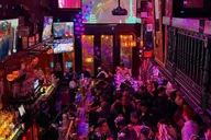 New York City Bar Crawl with Games and Live Music thumbnail 2