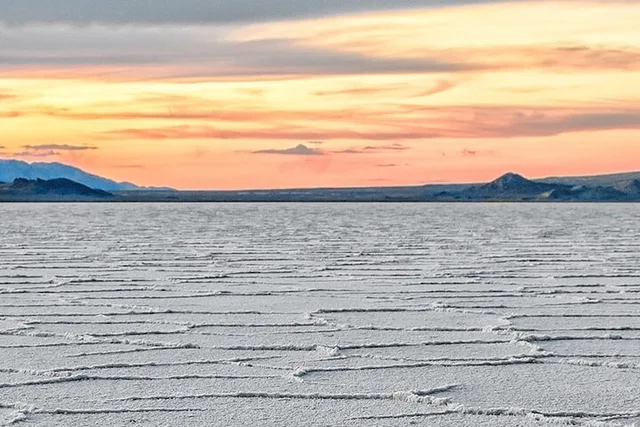 Salt Lake City Bonneville Salt Flats Tour Half Day - Image 5