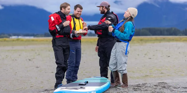 Juneau Kayak Tour with Mendenhall Glacier Views - Image 6