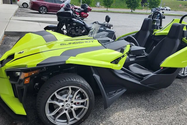 Philadelphia Slingshot Rental - Image 3