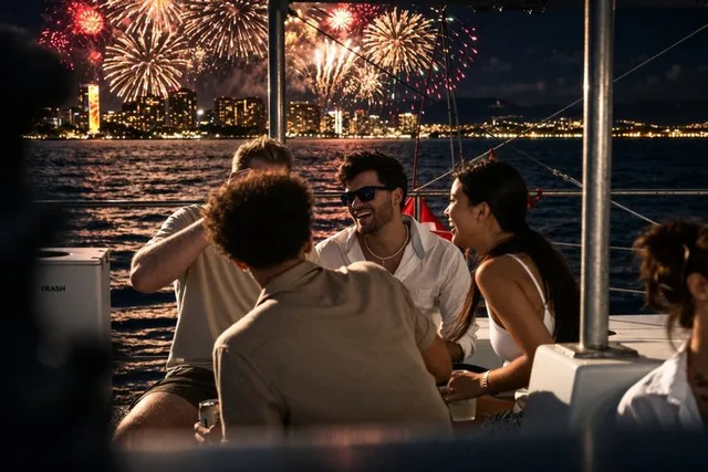 Honolulu Fireworks Boat Cruise - Image 3