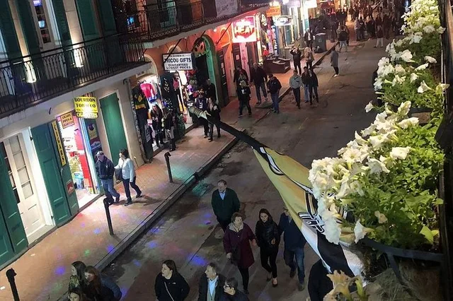 New Orleans Haunted Pub Crawl - Image 5