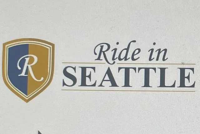 Seattle Shuttle Ride - Image 3