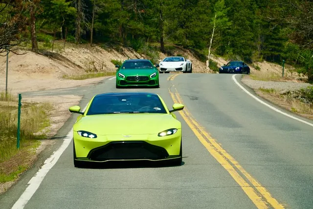 Golden Supercar Driving Experience 90 min - Image 6