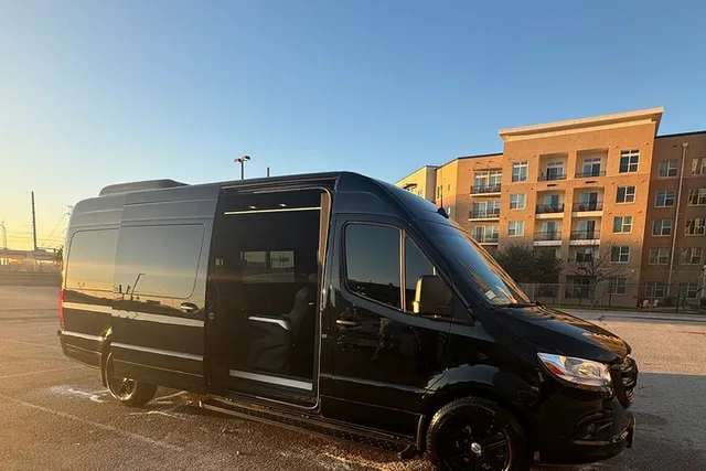 Dallas Private Transport - Image 1