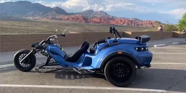 Las Vegas Trike Tour of Red Rock Canyon and Strip - Image 6