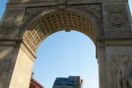 New York City Dark History Walking Tour thumbnail 3
