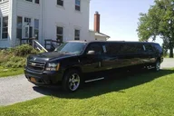 Las Vegas Private Limo Roundtrip Transfer thumbnail 2