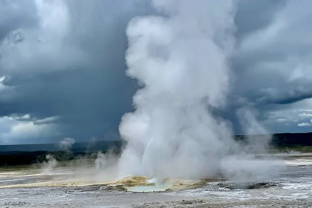 West Yellowstone Geothermal Tour 5 hr - Image 4