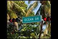 Art Deco Tour in Miami thumbnail 5