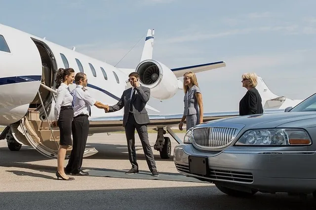 Las Vegas Hotel to Airport Transfer - Image 2