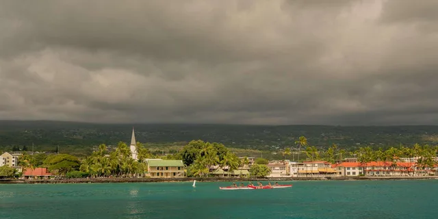 Kona Super Raft Sunset Cruise - Image 6