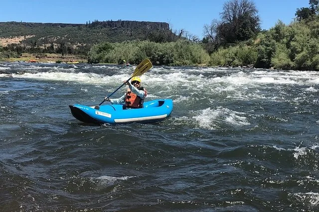Ashland Rogue River Family Float and Kayaking - Image 5