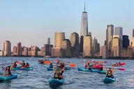 New York City Kayak Tour at Sunset 1 hr thumbnail 2