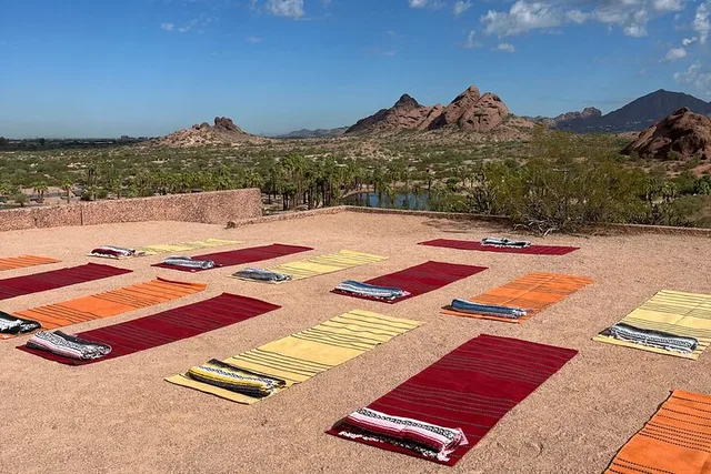 Phoenix Desert Hike and Yoga Experience - Image 3