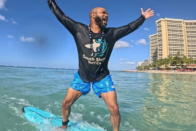 Waikiki Surf Lessons 90 Min - Image 3
