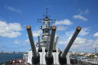 Honolulu Pearl Harbor Small Group Tour with Lunch thumbnail 2