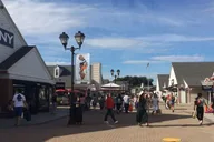 New York City Shopping Tour at Woodbury Outlets thumbnail 2