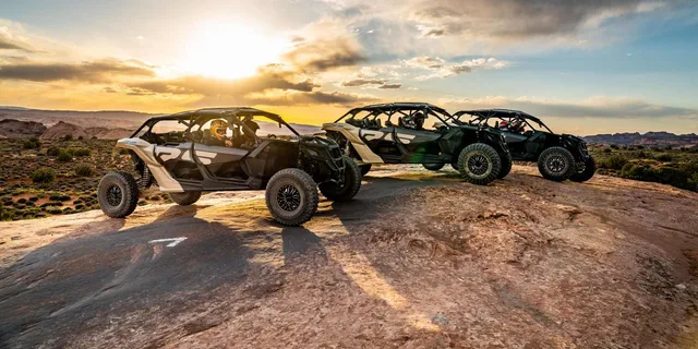 Moab Hell's Revenge UTV Sunset Tour 2.5 hr - Image 1