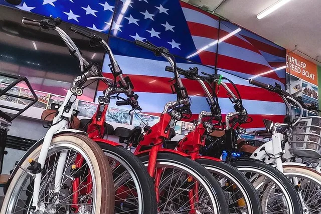 Miami Beach Electric Tandem Bike Rental - Image 6