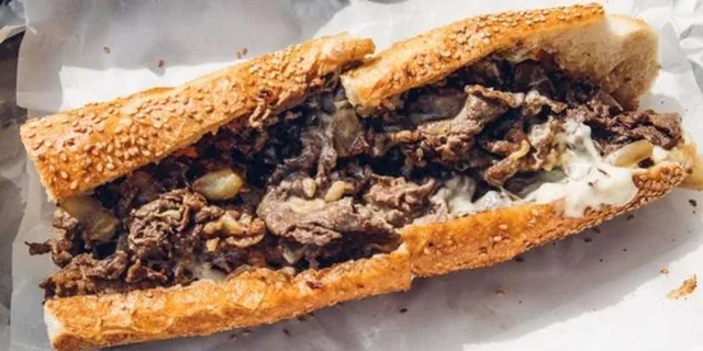 Philadelphia Street Food Tour with Local Guide 3 hr - Image 2