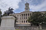 Nashville Private Tour with Local Singer-Songwriter thumbnail 3
