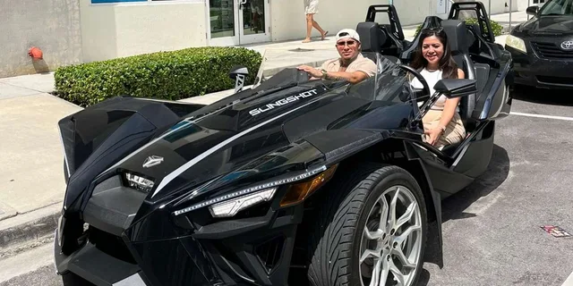 Miami Slingshot Rental 5 hr - Image 5