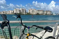 Miami Beach Art Deco Bike Tour thumbnail 5
