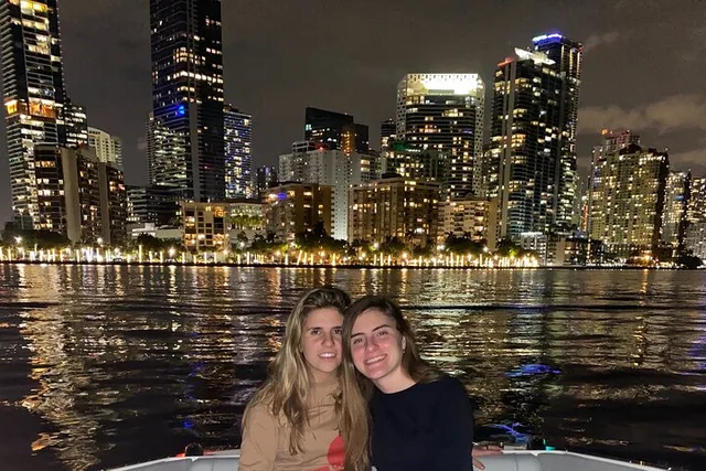 Fort Lauderdale Moon-Watch Boat Cruise - Image 5