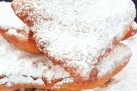 New Orleans Street Food Tour with Local Guide thumbnail 3