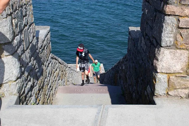 Newport Cliff Walk Audio Tour - Image 6