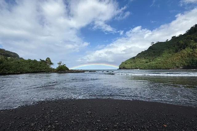 Maui Road to Hana Open-Air Jeep Tour - Image 5