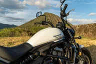 Waikiki Motorcycle Rental 2 hr thumbnail 3