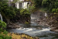 Hilo Volcanoes and Waterfalls Private Tour thumbnail 2