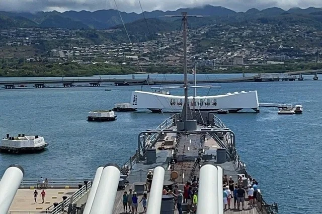 Honolulu Pearl Harbor Passport Experience - Image 6