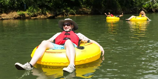 Atlanta Chattahoochee River Tubing Experience - Image 4